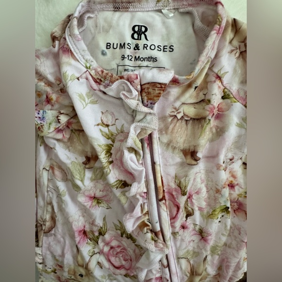 Bums and Roses Convertible Ruffle Pajamas - Picture 3 of 3